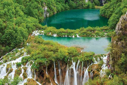 Chiêm ngưỡng vẻ đẹp hoàn mỹ của những thác nước nổi tiếng nhất thế giới