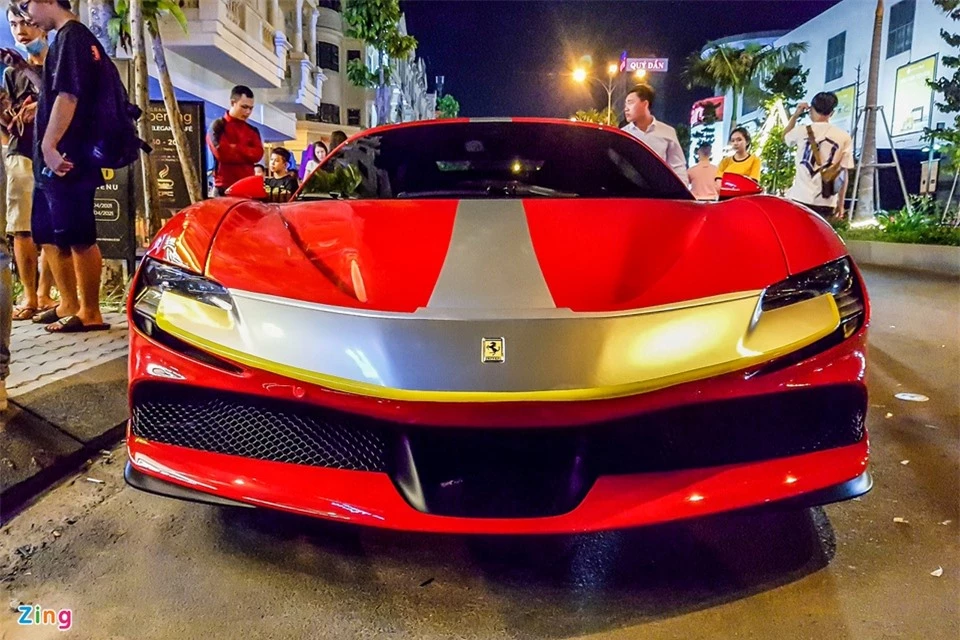 Can canh Ferrari SF90 Stradale anh 4