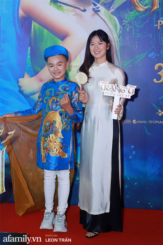 Xuân Lan diện đồ áo dài đôi xuất hiện bên chồng và con gái sau khi bị Nathan Lee bóc phốt “bẩn tính nhất showbiz Việt” - Ảnh 21.