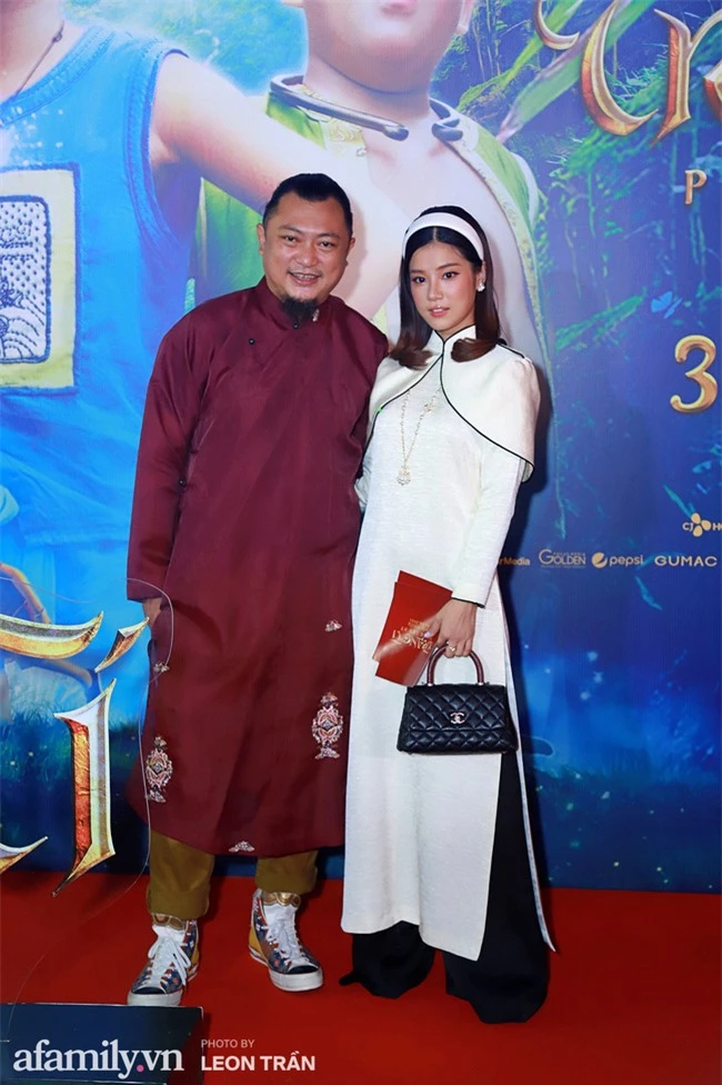 Xuân Lan diện đồ áo dài đôi xuất hiện bên chồng và con gái sau khi bị Nathan Lee bóc phốt “bẩn tính nhất showbiz Việt” - Ảnh 24.