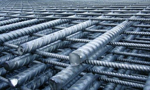 Thép tăng giá phi mã: Nhà thầu xây dựng đứng trước nguy cơ lỗ