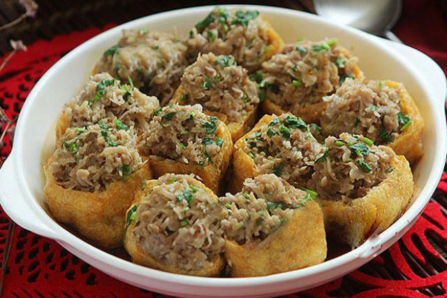 Đậu nhồi thịt lại thêm củ này vào, ăn một miếng ai cũng tưởng mua ở nhà hàng về