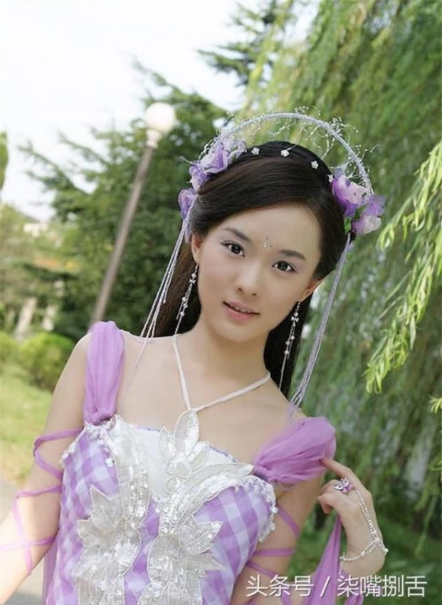 Các nàng công chúa màn ảnh Hoa ngữ: Lưu Diệc Phi đẹp mong manh, Trịnh Sảng bị dìm 4