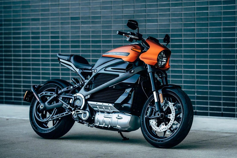 5. Harley-Davidson LiveWire 2019 (thời gian tăng tốc từ 0-96 km/h: 3 giây).