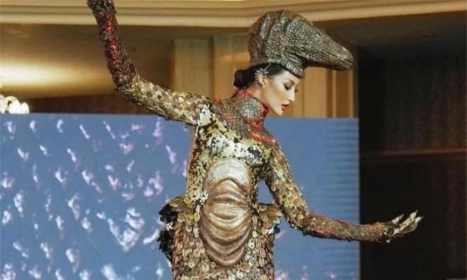 Hoa hậu Hoàn vũ Indonesia 10