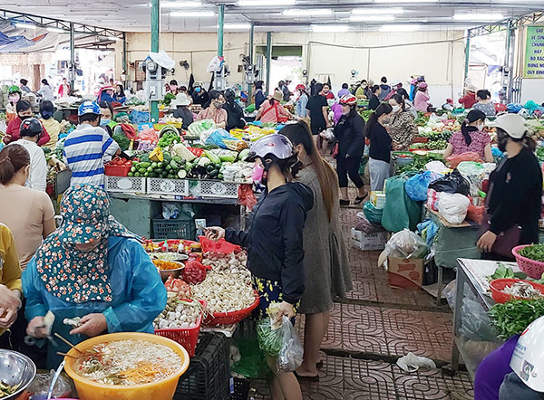 Đà Nẵng: Không đeo khẩu trang, rửa tay sát khuẩn thì không cho vào chợ, siêu thị