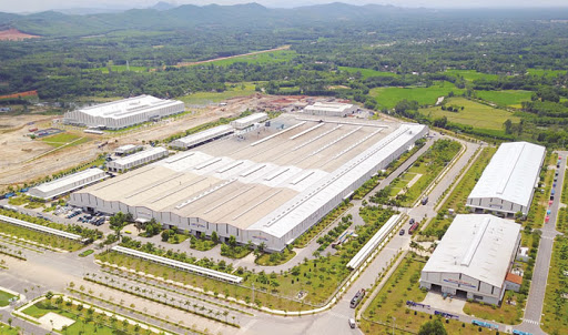 Doanh nghiệp địa ốc “bẻ lái” vào các lĩnh vực kinh doanh mới