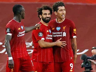 Liverpool làm cách nào để đánh bại MU ở Old Trafford?