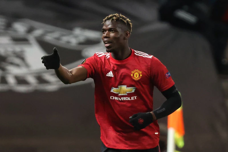 Tiền vệ phòng ngự: Paul Pogba (Man Utd).