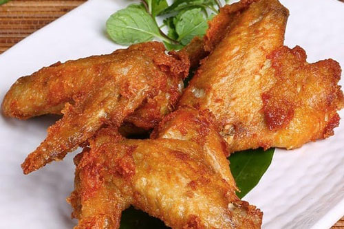 Cách làm cánh gà chiên mắm tỏi ngon hết nấc