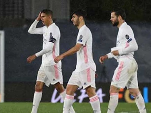 Hàng thủ Real Madrid 'lâm bệnh'