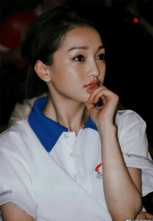 Dương Tử - Triệu Lệ Dĩnh 30 tuổi vẫn đóng vai thiếu nữ ngốc, mặt thì rất xinh nhưng không thể vượt qua cô gái này - Ảnh 9.