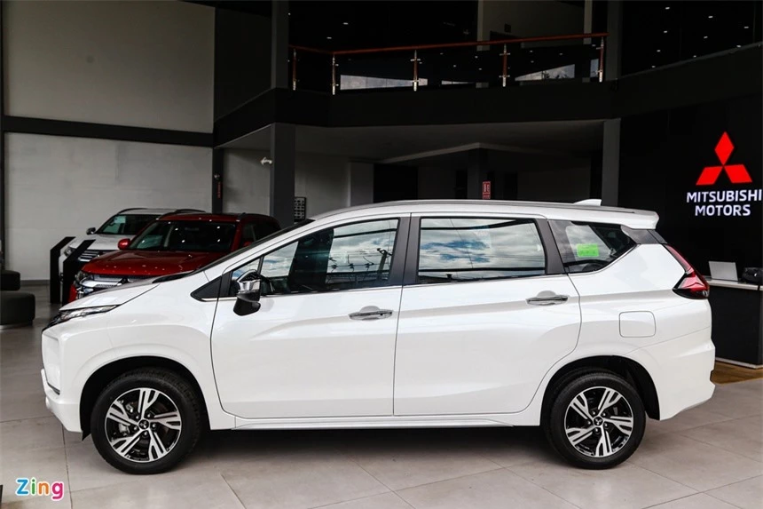 Toyota Innova chat vat anh 2