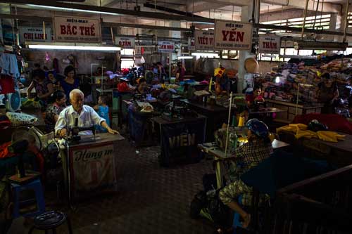 Lầu may chợ Đông Ba - nơi quá khứ hoài niệm