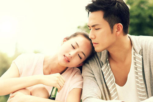 Đàn ông chỉ khi yêu thật lòng mới không để phụ nữ thiếu 3 thứ này