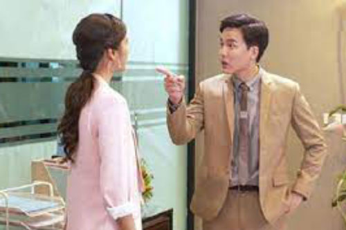 Vừa đón mẹ tôi lên chăm cháu được 1 tuần thì vợ đã khiến bà tự ái đến mức bỏ cả cơm tối