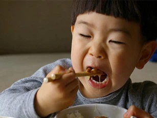 3 bộ phận trên cơ thể nếu trẻ kêu đau, báo hiệu bé dễ cao lớn vượt trội trong tương lai