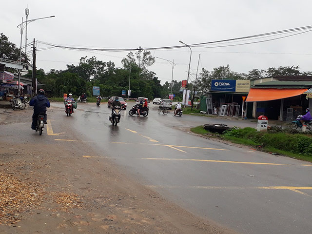  Nghệ An: Ám ảnh ngã tư "tử thần" trên QL7