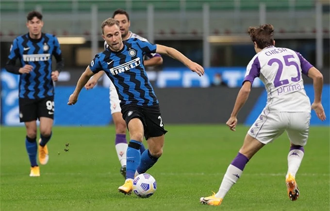 Inter lội ngược dòng ngoạn mục trước Fiorentina ở vòng mở màn