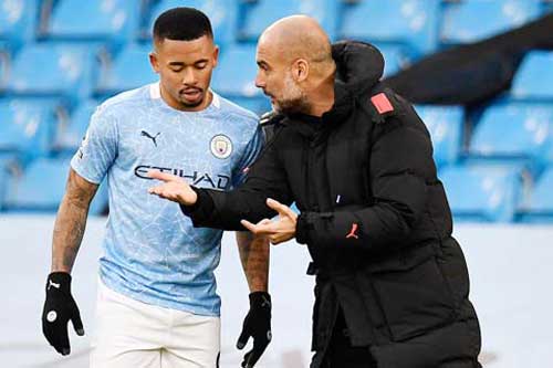 Pep Guardiola và 9 tháng từ địa ngục đến ngưỡng cửa thiên đường