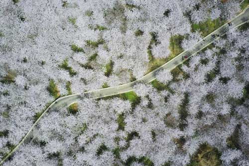 Ch&#xF9;m &#x1EA3;nh Trung Qu&#x1ED1;c tuy&#x1EC7;t &#x111;&#x1EB9;p khi nh&#xEC;n t&#x1EEB; tr&#xEA;n cao