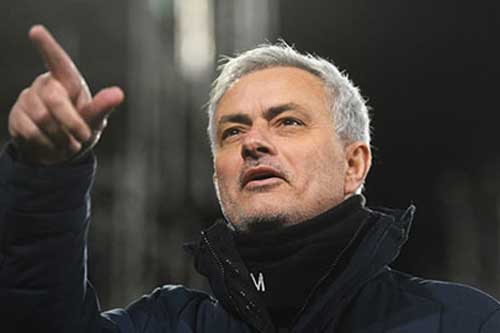 Chưa dẫn dắt AS Roma, HLV Mourinho đã mang về lợi nhuận 'khủng'
