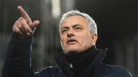 Chưa dẫn dắt AS Roma, HLV Mourinho đã mang về lợi nhuận 'khủng'