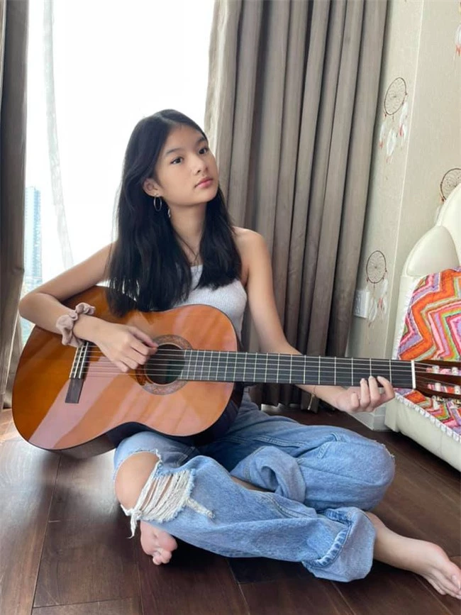 Trương Ngọc Ánh khoe hình ảnh cá tính của con gái, nhan sắc không son phấn vẫn được nhiều người khen xinh - Ảnh 2. Trương Ngọc Ánh khoe hình ảnh cá tính của con gái, nhan sắc không son phấn vẫn được nhiều người khen xinh - Ảnh 2.