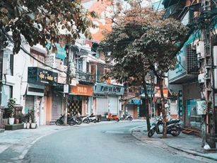 Khẩn: Hà Nội khuyến cáo người dân không ra khỏi nhà khi không cần thiết