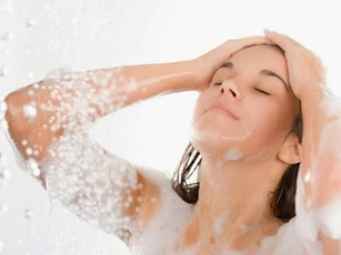Tắm trong mùa hè bạn bắt buộc phải ghi nhớ những điều này