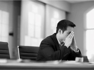 Mới đưa người yêu về ra mắt được một tuần thì tin nhắn từ số lạ đã đẩy tôi vào tình cảnh éo le