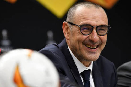 Tottenham muốn đem Sarri trở lại Anh