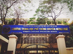 Trường THPT đầu tiên cho học sinh kiểm tra trực tuyến