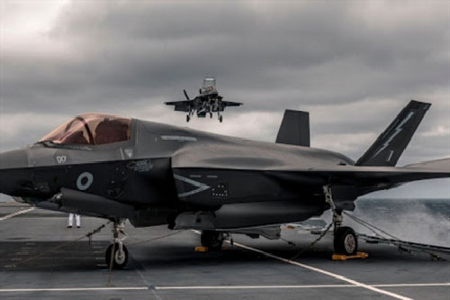 Anh đe dọa tấn công Syria bằng tiêm kích tàng hình F-35B