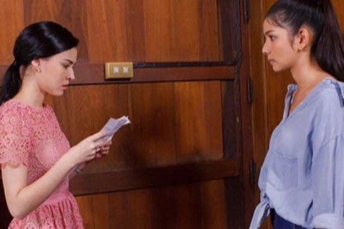 Dọn dẹp nhà cửa, tôi chết đứng khi phát hiện mái tóc giả và rùng mình với trò chơi hiểm độc của cô bạn cùng phòng