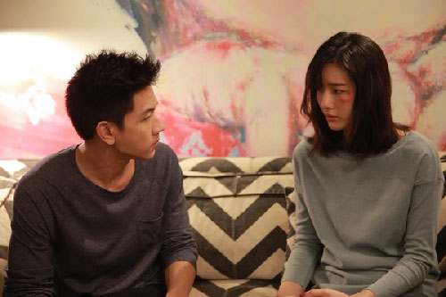 Vợ ở nhà trông con bị chồng mắng "tiêu như đốt tiền", một lần đưa vợ con về quê ăn giỗ và biết việc làm của cô mà anh lặng người hối hận