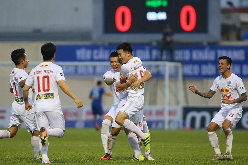 Vòng 13 V.League: Căng thẳng cuộc đua top 6