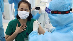 Hà Nội: Người từ 18 đến 65 tuổi sẽ được tiêm vaccine Covid-19 miễn phí
