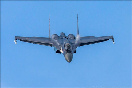 Su-35 "gây ác mộng" cho F-22 tại Alaska suốt nửa năm qua