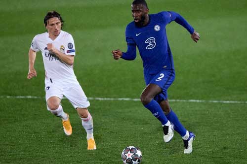 Premier League thống trị từ thương trường tới sân cỏ