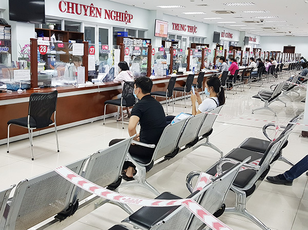 Đà Nẵng: Xét nghiệm SARS-CoV-2 cho toàn thể người lao động tại tòa nhà Trung tâm Hành chính từ 9/5