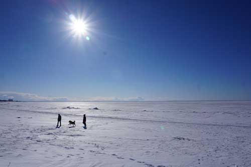 Thăm biển Trắng mùa đông tuyết phủ ở Nga