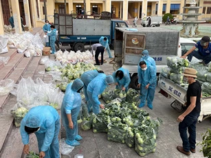 Lo ngại tiêu thụ nông sản sẽ gặp nhiều khó khăn vì COVID-19