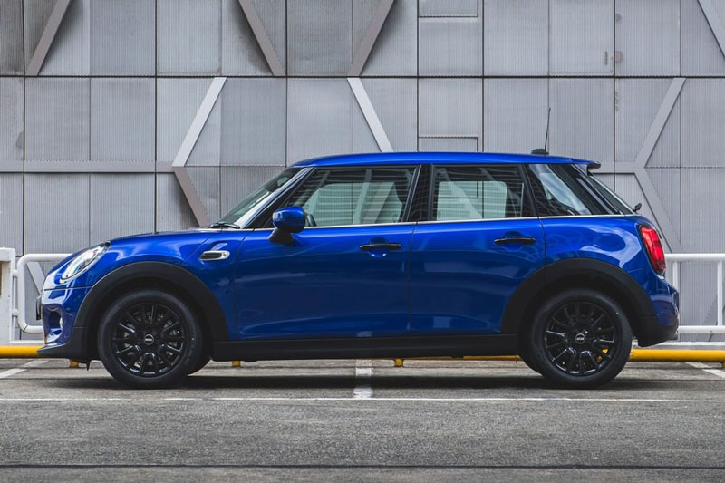 Bảng giá xe MINI tháng 5/2021: Rẻ nhất 1,799 tỷ đồng