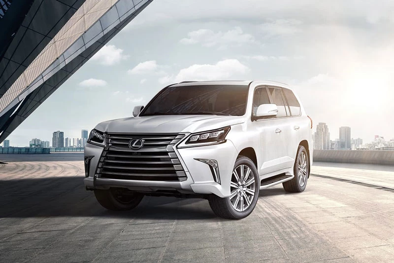 Lexus LX 570 2020.