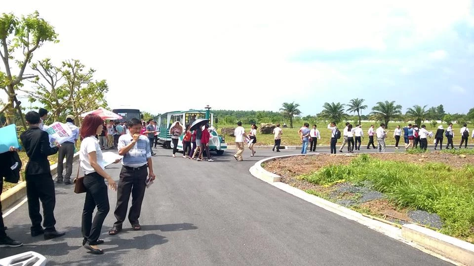 Quý I/2021 giá đất nền đã xảy ra hiện tượng tăng nóng ở nhiều địa phương nhưng chỉ diễn ra trong thời gian ngắn rồi lắng xuống sau khi chính quyền địa phương kịp thời vào cuộc ngăn chặn. Quý I/2021 giá đất nền đã xảy ra hiện tượng tăng nóng ở nhiều địa phương nhưng chỉ diễn ra trong thời gian ngắn rồi lắng xuống sau khi chính quyền địa phương kịp thời vào cuộc ngăn chặn.