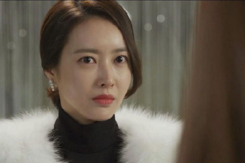 Cài định vị phát hiện chồng ở khách sạn, vợ tức tốc bỏ làm chạy đến nơi nhưng kết cục tự làm bẽ mặt chính mình