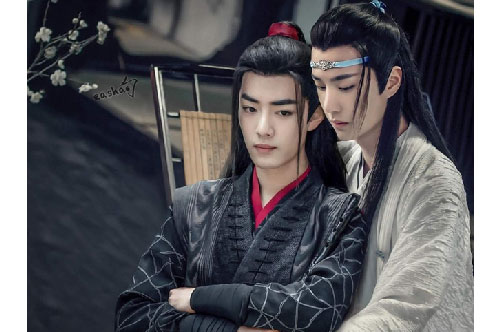 BXH ngôi sao quyền lực: Vương Nhất Bác xuất sắc ở vị trí đầu tiên, Tiêu Chiến bất ngờ bị cặp đôi Cung Tuấn - Trương Thiết Hạn vượt mặt