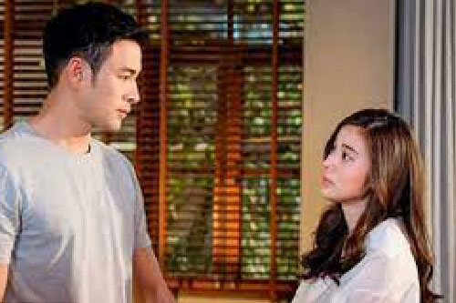 Lấy chồng đẹp trai, đêm nào tôi cũng ôm gối khóc cạn nước mắt