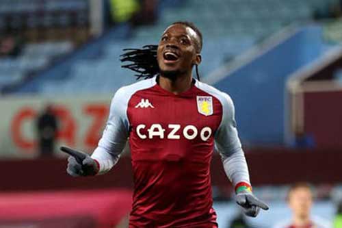 Bertrand Traore lập thống kê khó tin nhờ siêu phẩm vào lưới MU